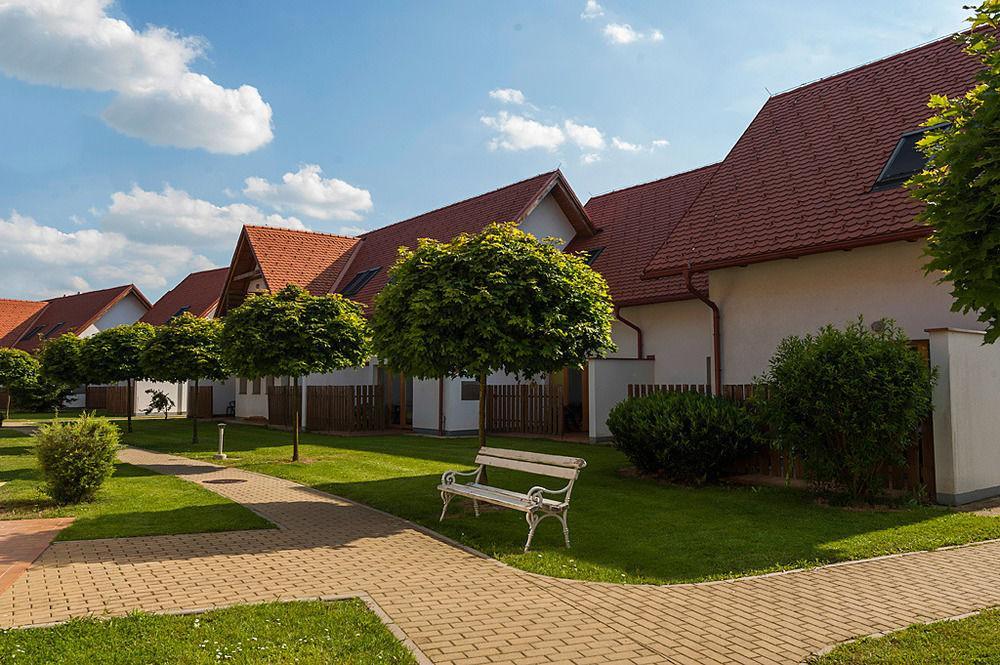 Lipa Hotel Lendava Exteriör bild
