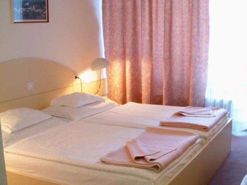 Lipa Hotel Lendava Exteriör bild
